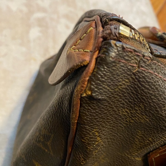 Louis Vuitton Monogram Speedy - Picture 5 of 12